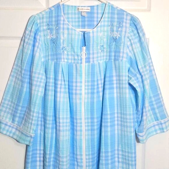 Miss Elaine Seersucker Long Robe Blue Plaid Floral Medium Loungewear Nightgown‎ - Picture 3 of 10